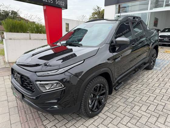 FIAT TORO 2.0 16V TURBO DIESEL ULTRA 4WD AT9 FIAT TORO 2.0 16V TURBO DIESEL ULTRA 4WD AT9